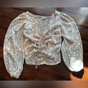 Abercrombie & Fitch Floral Cream and Green Women's Top- Size XS